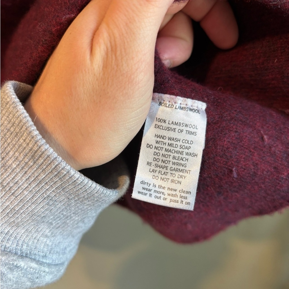Toad&Co Maroon Sweater with Charcoal Details - Picture 4 of 5